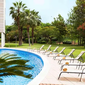 מלון Novotel Barcelona Cornella, קורנלה דה יוברגאט